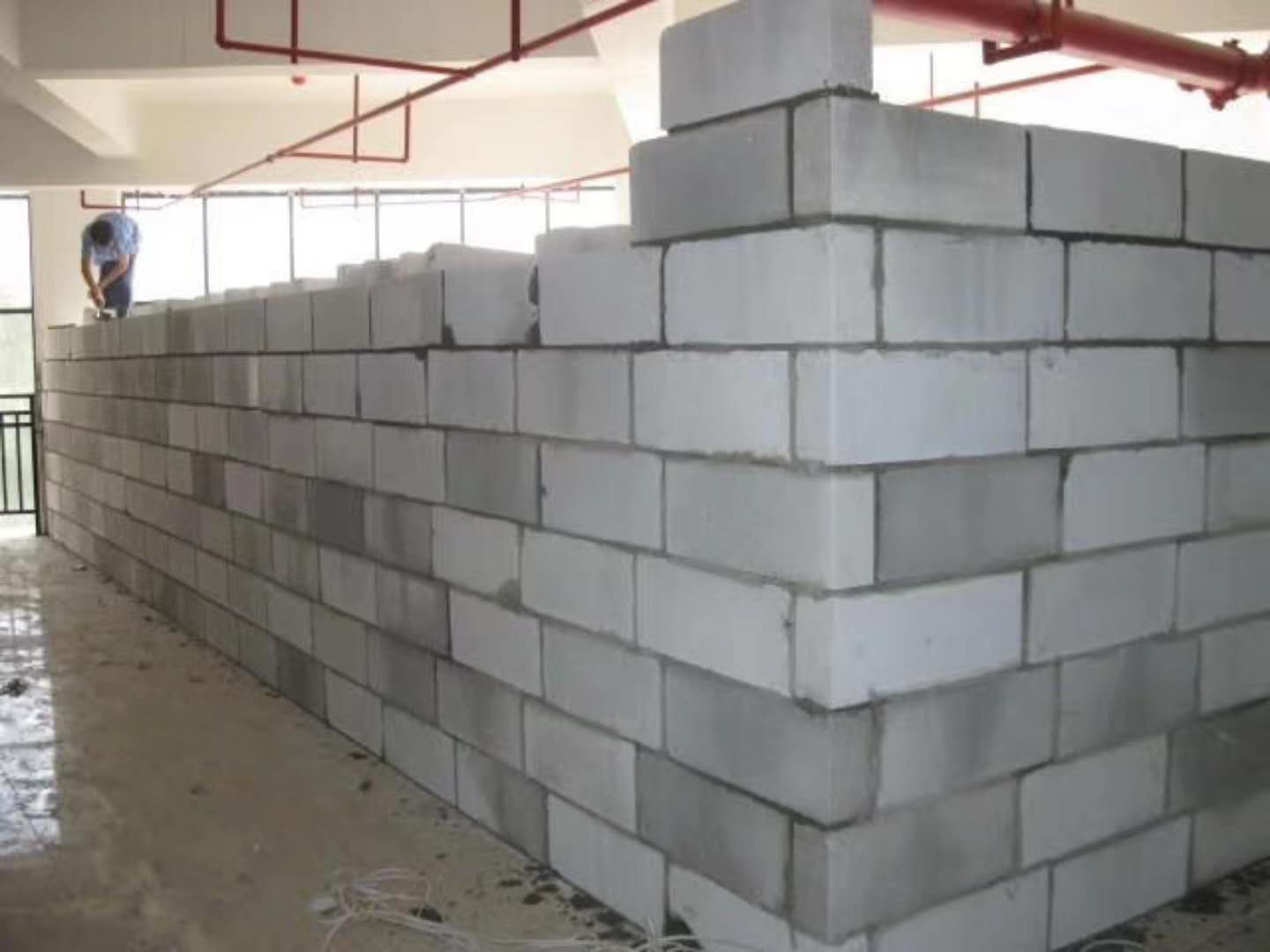 得荣蒸压加气混凝土砌块承重墙静力和抗震性能的研究